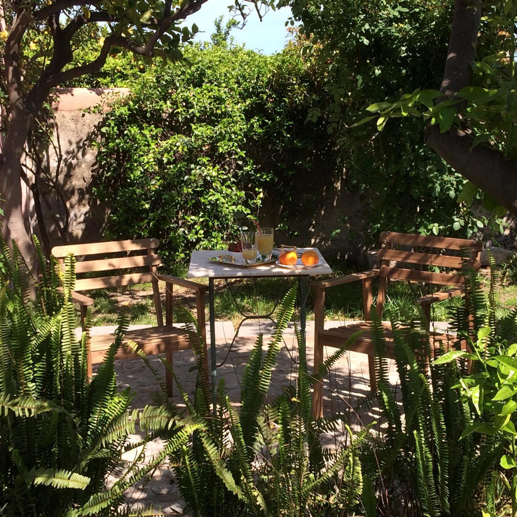 Il Giardino Segreto Bed & Breakfast Trappitello Ruang foto