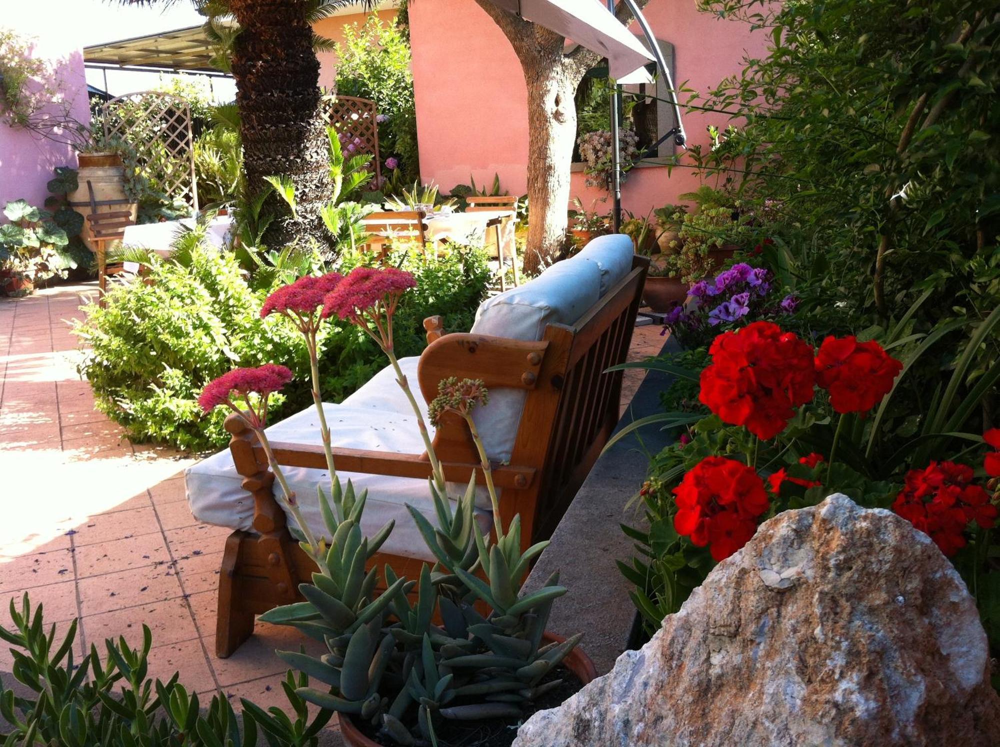Il Giardino Segreto Bed & Breakfast Trappitello Bagian luar foto